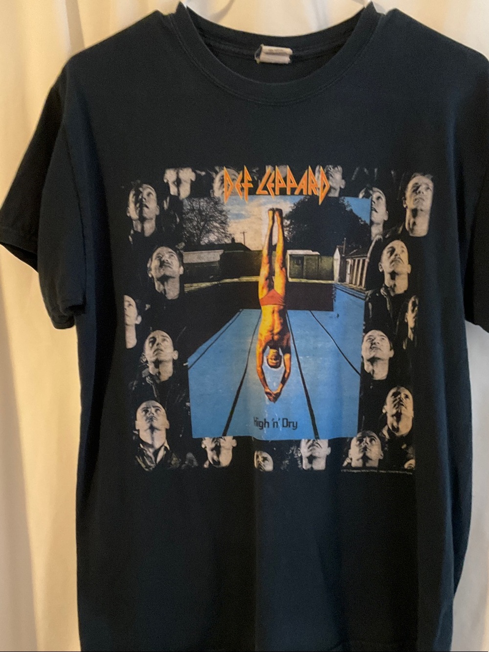 Vintage Gildan Def Leppard 'High n' Dry' Black Graphic Tee